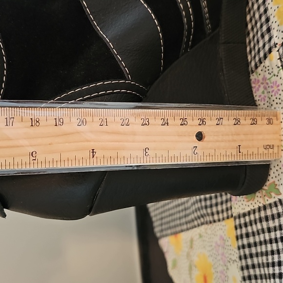 Authentic Chloé black quilted leather wedge sneakers• Size 39 (approx US 8.5–9) - Picture 3 of 14